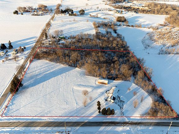 4th image of 9268 Tri County Rd