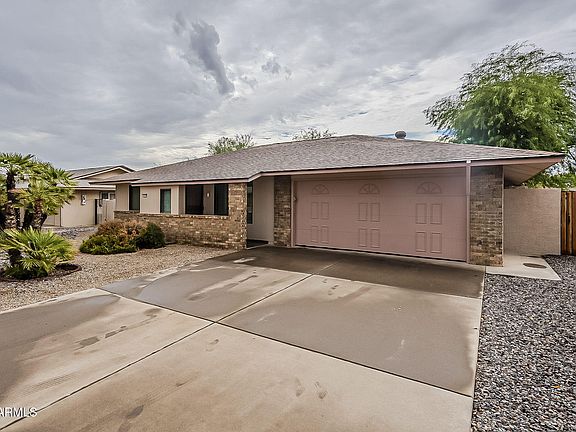 2nd image of 13127 W BLUE BONNET Drive