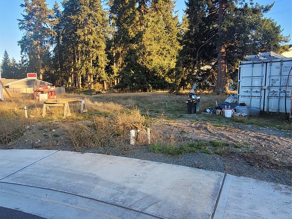 1st image of 916 198th Street Ct E