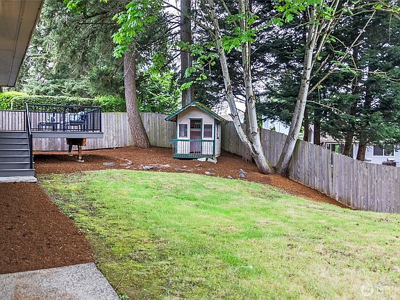 2nd image of 15524 SE 179th Street