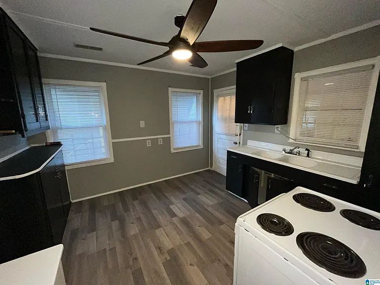 624 4th Ct W — Photo 13