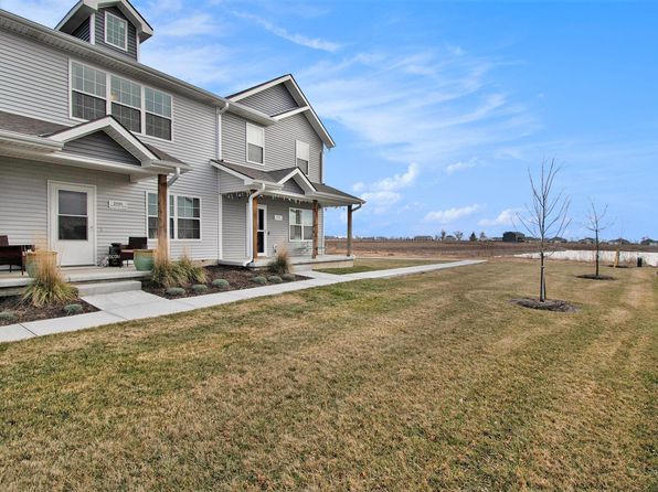 2095 Brandon Ln, Fremont, NE