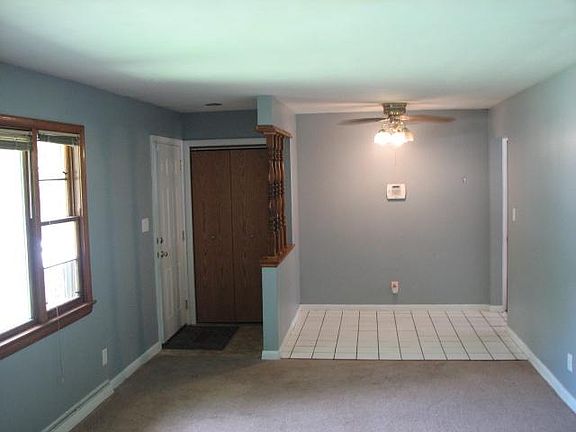 4th image of 121 Trudy Ave