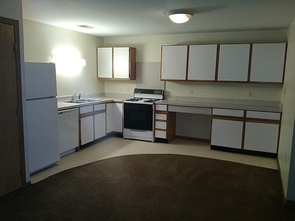 3rd image of 2807 Silent Wood Trl APT 5