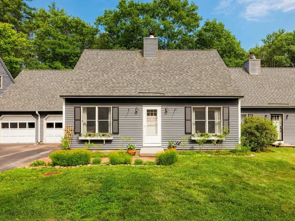 3 Langelley Drive, Lee, NH 03861