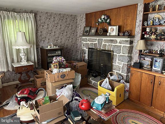 5th image of 2122 Yarnall Rd
