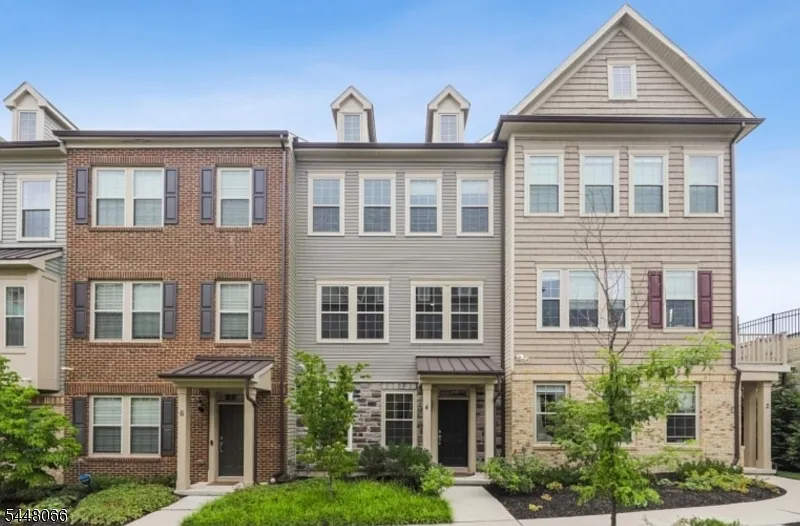 4 bed, 3.5 bath, $5,300 — Photo 2