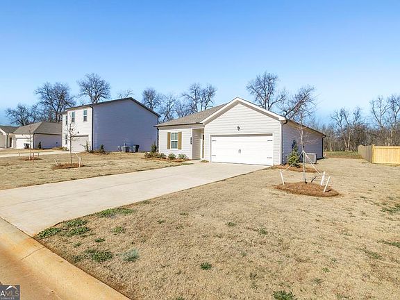 2nd image of 123 Oconee Trl