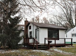 809 Jackson St, Prophetstown, IL 61277