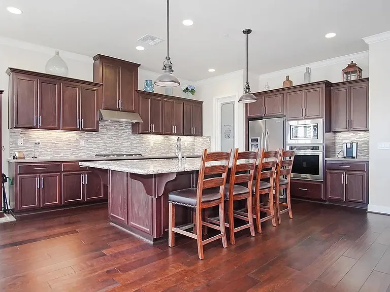 815 Painted Shore Ct — Photo 5