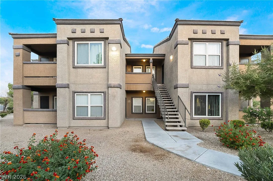 2 bed, 2.0 bath, 938 sqft, $1,450 — Photo 4