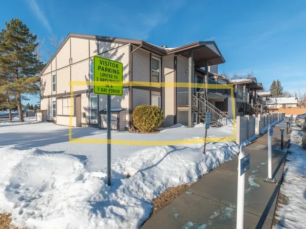 2031 Saddleback Rd NW, Edmonton, AB T6J 4T4