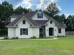 8853 Collinsville Rd, Collinsville, MS 39325