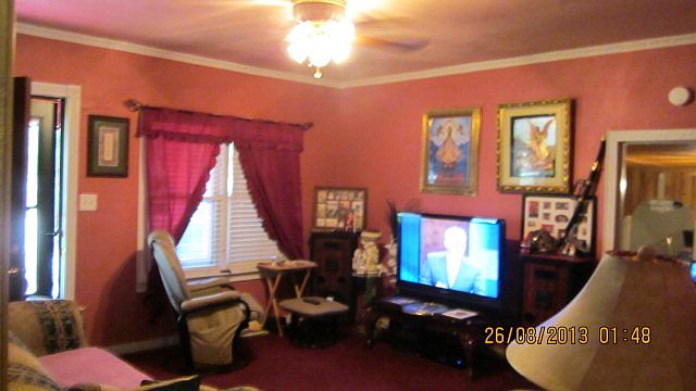 2nd image of 1112 E Nettie Ave