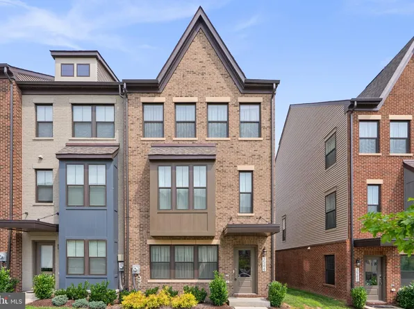 3564 Stella Blue Dr, Hyattsville, MD 20782