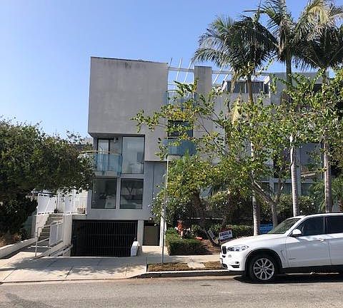 4th image of 1148 Stanford St #1