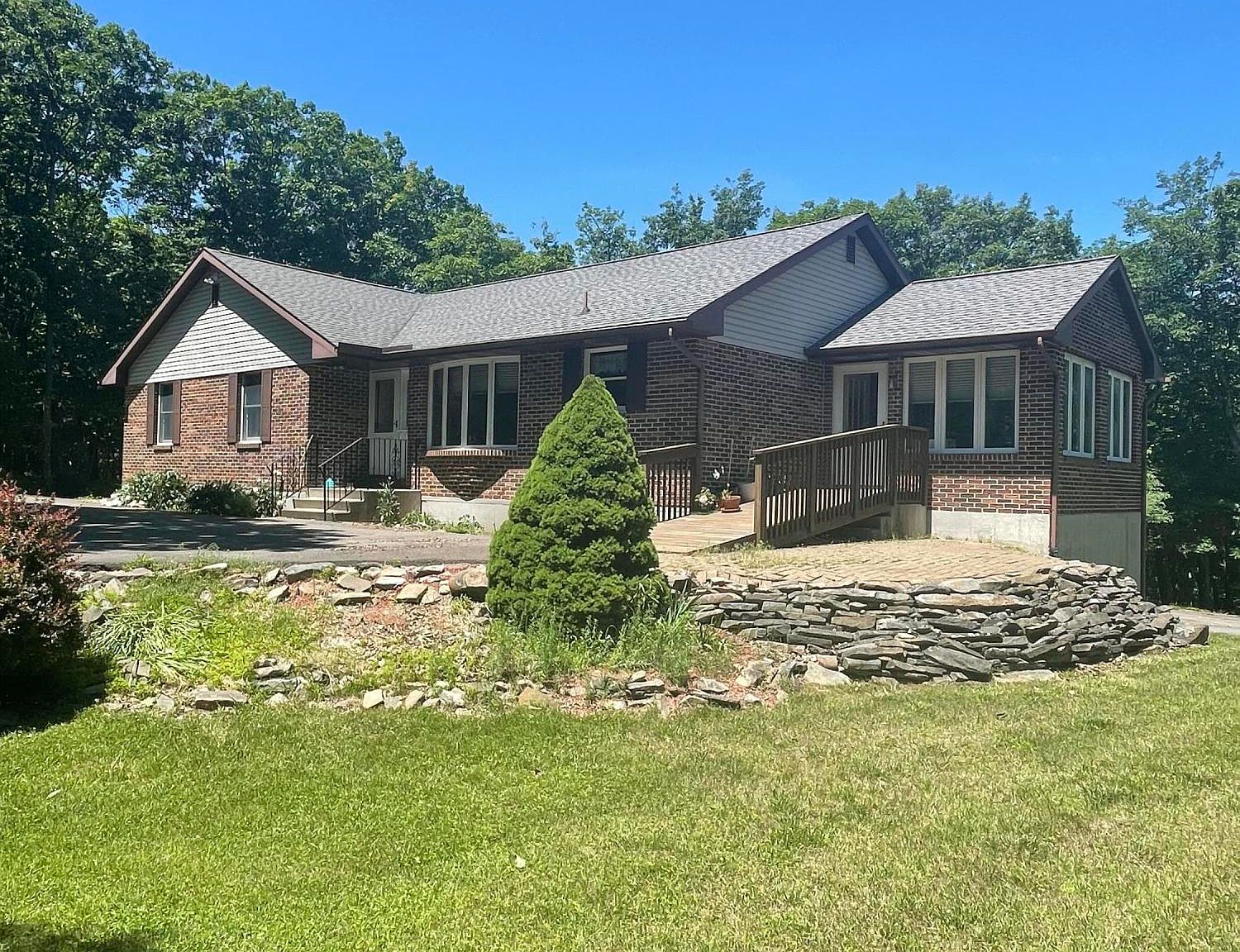 352 Valley View Dr, Albrightsville, PA 18210 Zillow