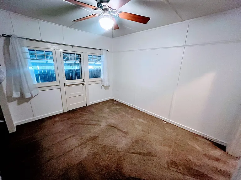 888 Turquoise St — Photo 17