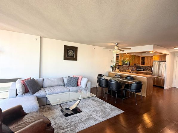 2 bedroom rental in Vancouver — photo 12