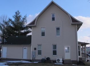 208 E 6th St, Tipton, IA 52772