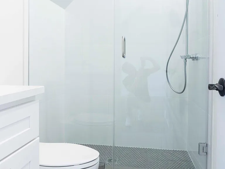 79 Linden St #4R — Photo 6