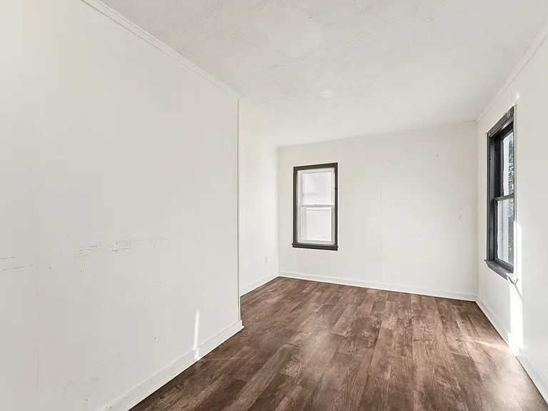 3814 S 24th St #3 — Photo 10