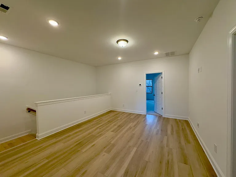2126 Maggie Valley Dr — Photo 15