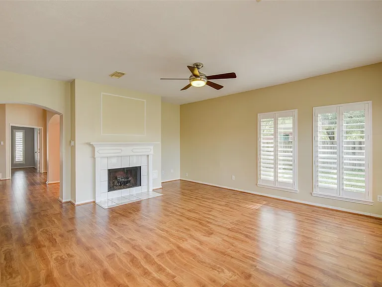 1803 Senca Springs Ct — Photo 23