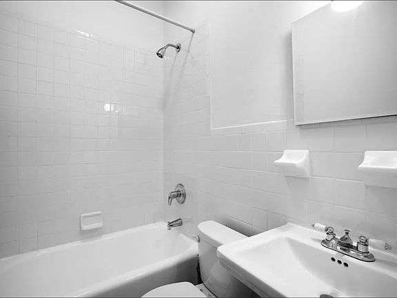 4th image of 57 W 10th St APT 6BC