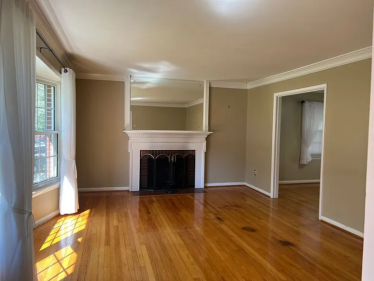 8407 W Boulevard Dr — Photo 5