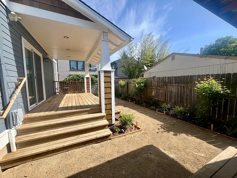 4017 NE Roselawn St — Photo 24