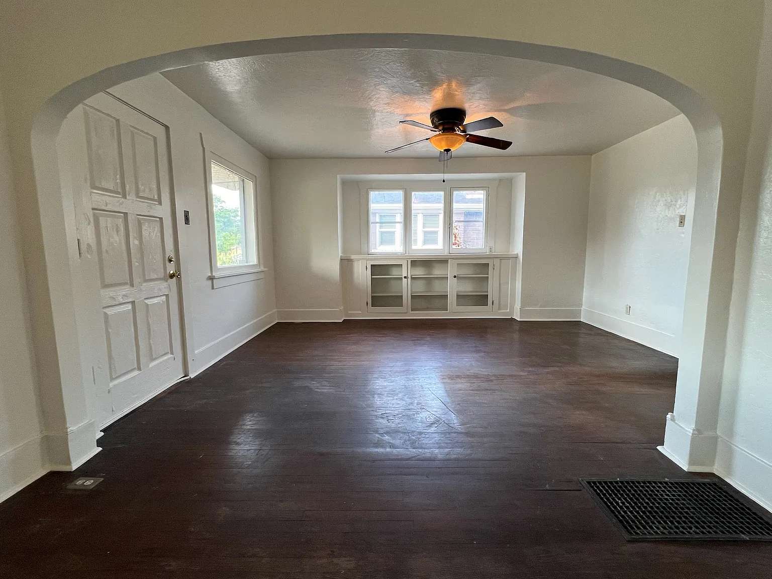 2 bed, 1500 sqft, $2,600 — Photo 4