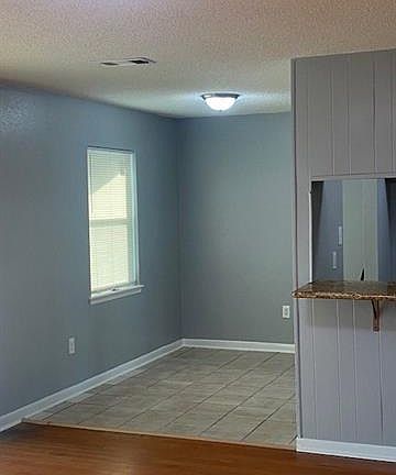 3rd image of 3180 Primwood Dr