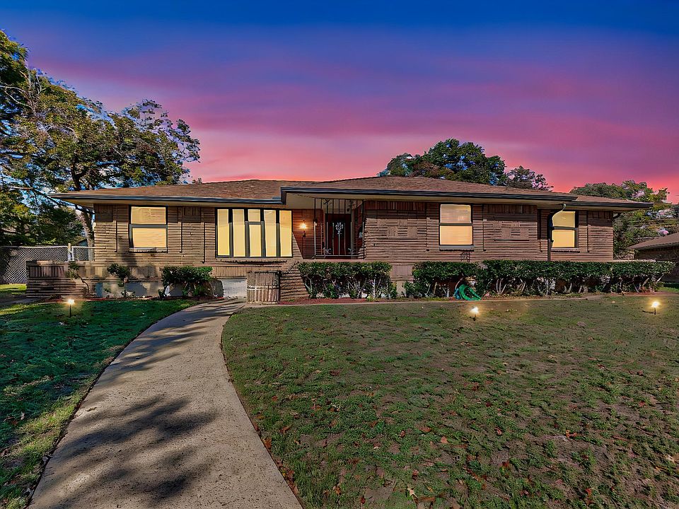 1st image of 3425 Shady Hollow Ln