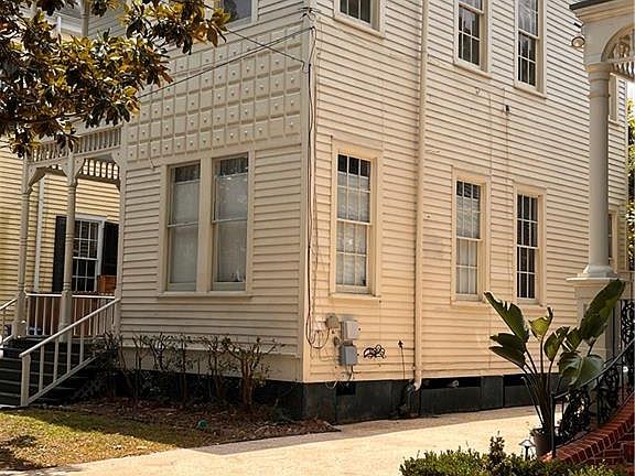 3rd image of 4728-30 Prytania St