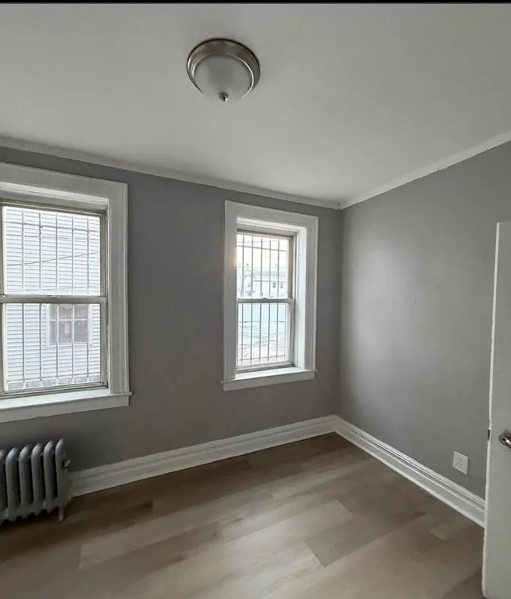 Building Photo - 731 S 13th St #1A