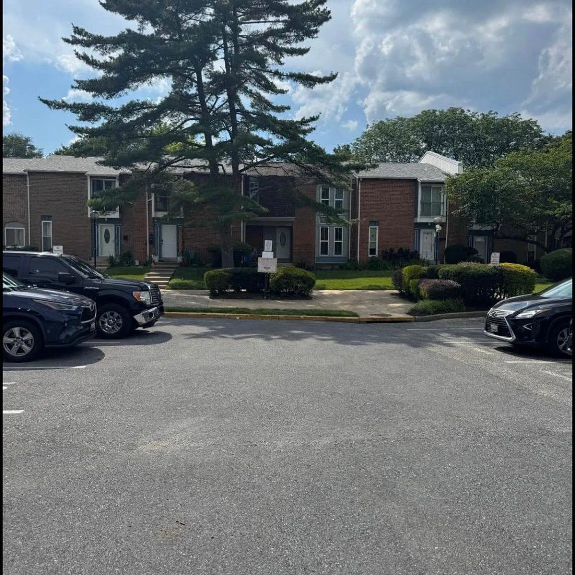 4 bed, 5.0 bath, 1534 sqft, $2,750 — Photo 3
