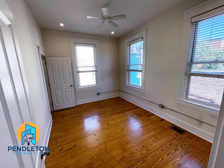 514 E 12th St #3 — Photo 10