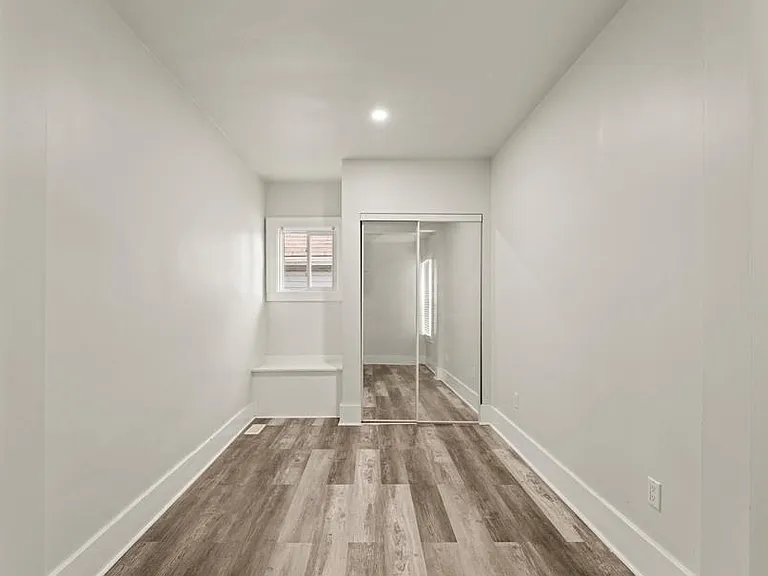 890 Howard Ave #890 — Photo 3