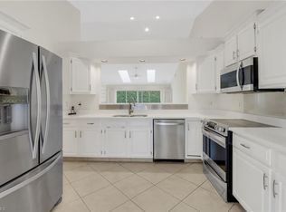 2221 Royal Ln, Naples, FL 34112