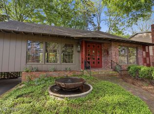 405 Wood Dale Dr, Jackson, MS 39216