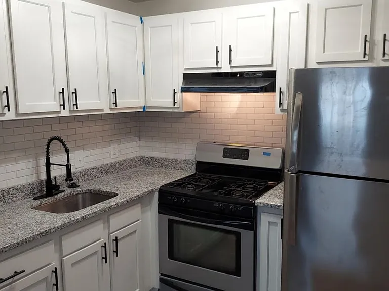 1504 Upshire Rd — Photo 19