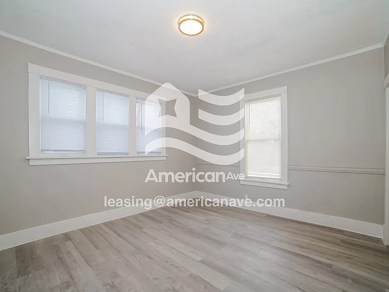 1649207_005_wm_-_dining_room_13490180.jpg