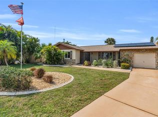 1055 Winsome Rd, North Fort Myers, FL 33903