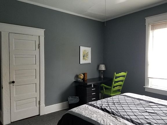 3rd image of 707 Faurot Ave #1