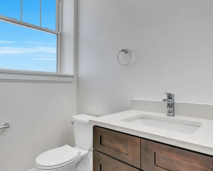 2100 N Halsted — Photo 14