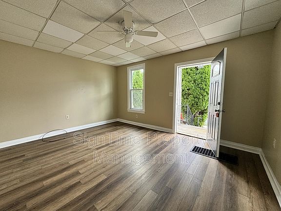 5th image of 1011 Corbett St