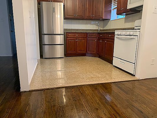 1st image of 3124 44th St #2