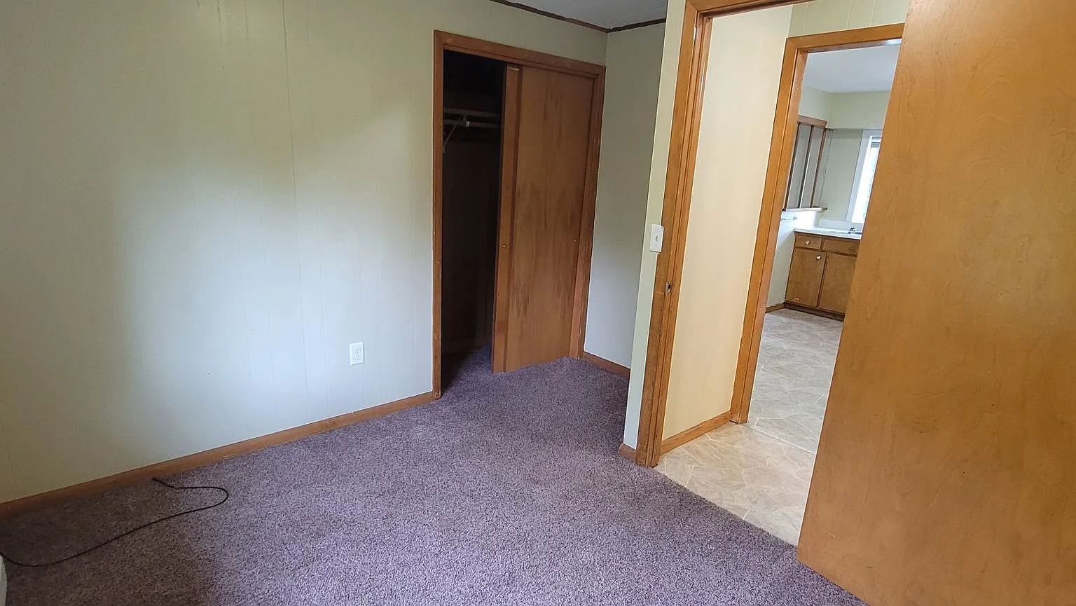 Southview Apartments - SV — Photo 4