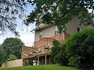 1814 Jamison Rd, Fairview, WV 26570